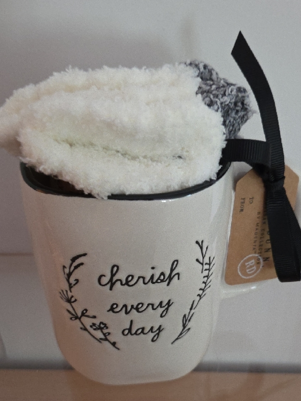 Rae Dunn NWT coffee Mug,  Gift Tag with Black Ribbon & Cozy Socks - Picture 6 of 6